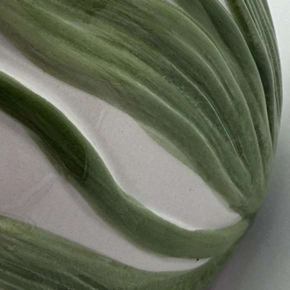 Floral Ceramic Vase with Multicolor Tulip Design - Picture 10 of 16